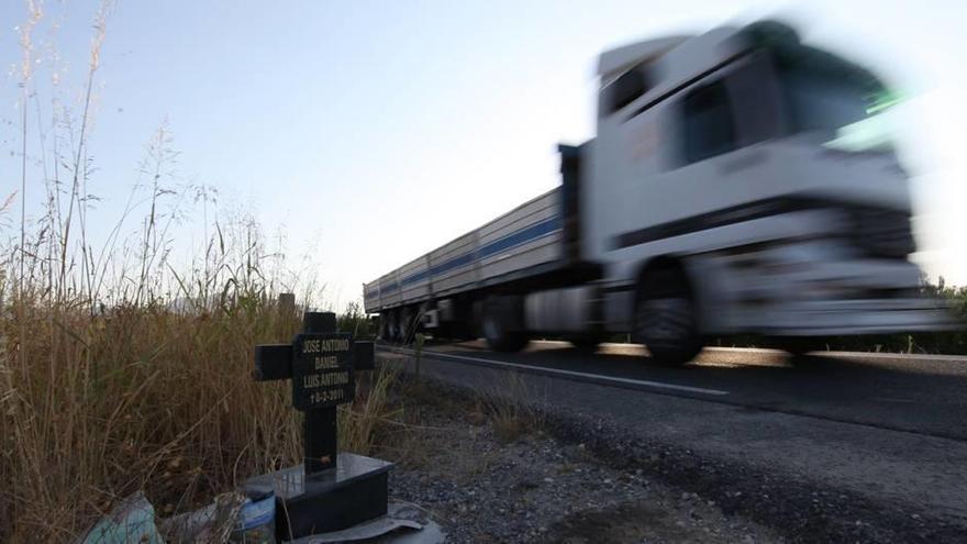 Una imagen del tramo de carretera entre Calasparra y la Venta del Olivo, uno de los puntos negros de las carreteras regionales.