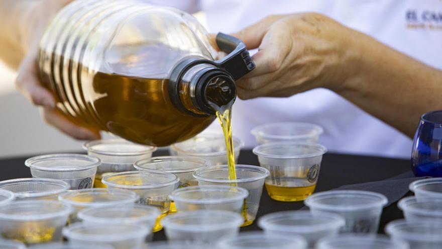 Un aceite de oliva de Villalonga y Forna, entre los mejores de España