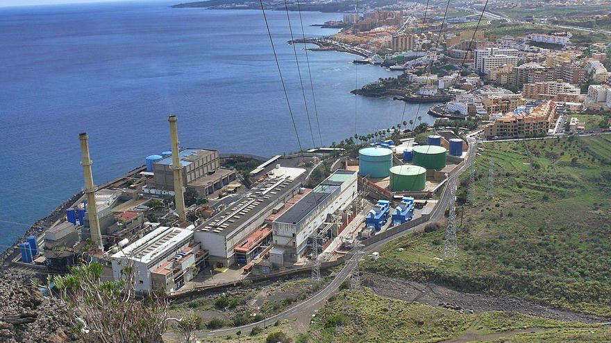 The electricity supply in Tenerife is based on two groups expired in 2020