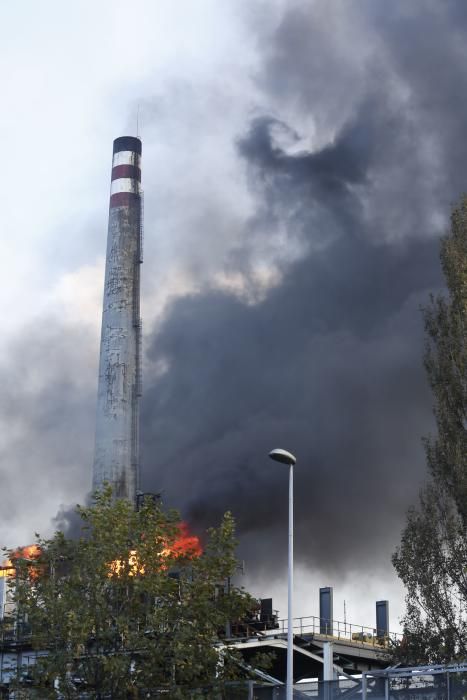 Incendio en la fábrica de coque de Avilés