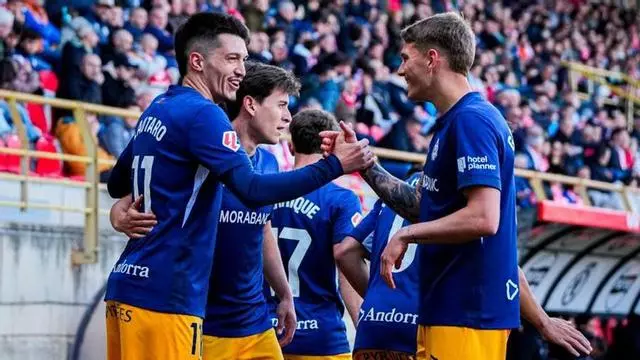 Resumen, goles y highlights de la Cultural Leonesa 0 - 4 FC Andorra de la jornada 32 de LaLiga Hypermotion