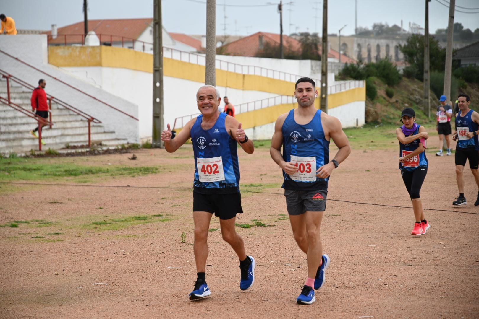 GALERÍA | Alexandre Miguel Carrilho y Gema Martín ganan el medio maratón Elvas-Badajoz