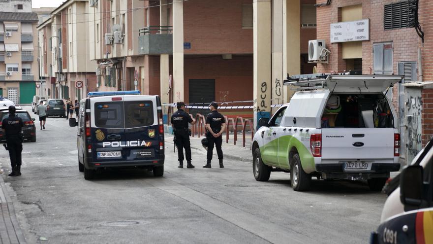 La Policía pone coto en Espinardo a los enganches a la luz para alimentar plantaciones de &#039;maría&#039;