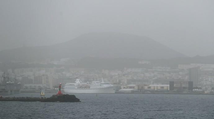 El viento sur lleva la calima a todo el ...