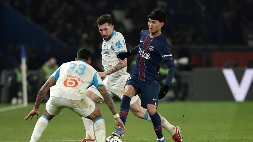 El gallego Dro debuta con el PSG con recado: «Luis Enrique es un entrenador increíble, confía mucho en los jugadores jóvenes»