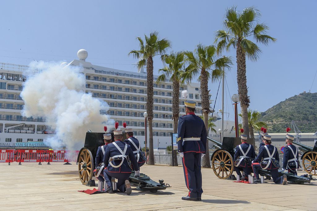 Emotivo homenaje a los héroes del 2 de mayo de 1808 en Cartagena