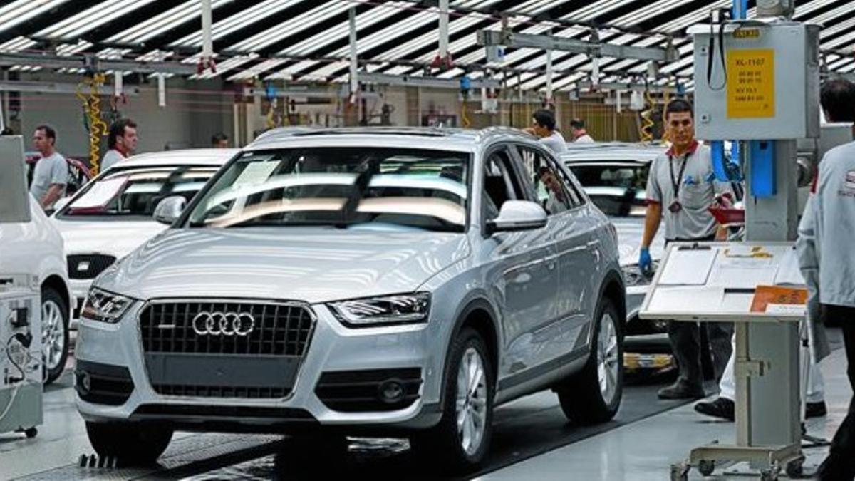 Inicio de la producción en serie del modelo Audi Q3 en la fábrica de Seat en Martorell, en el mes pasado.