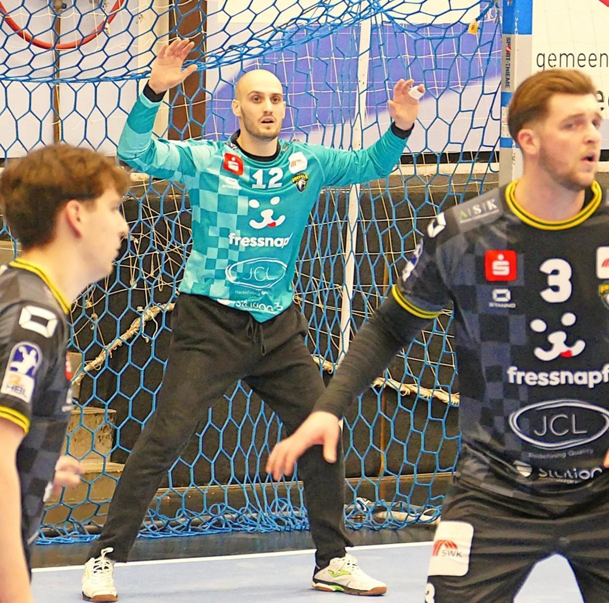 Guitart, en acció el cap de setmana passat el dia del debut en un amistós amb el Krefeld