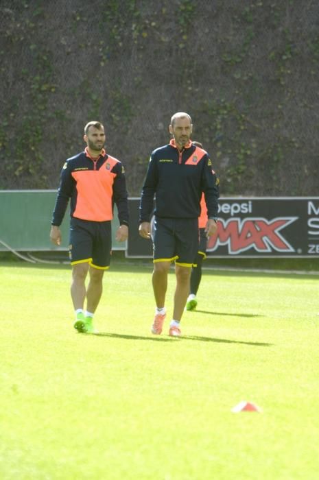 ENTRENAMIENTO DE LA UD LAS PALMAS EN BARRANCO ...