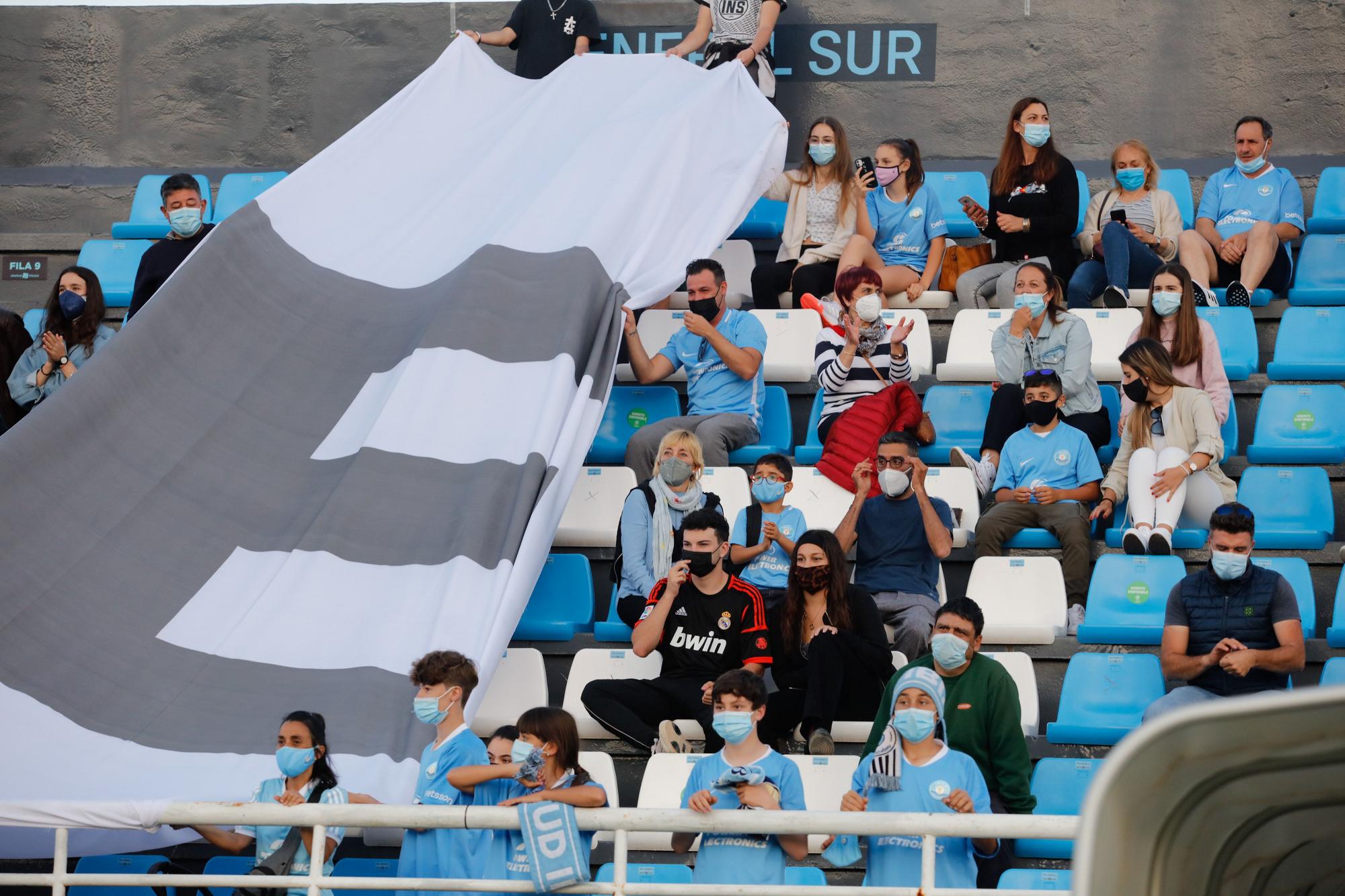 Imágenes de la celebración en casa de la UD Ibiza