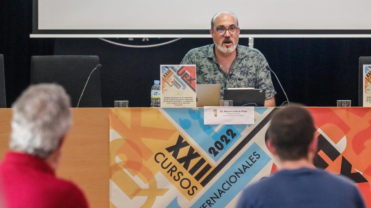 Marcos Criado. Director del curso ofertado por la Uex en su presentación.