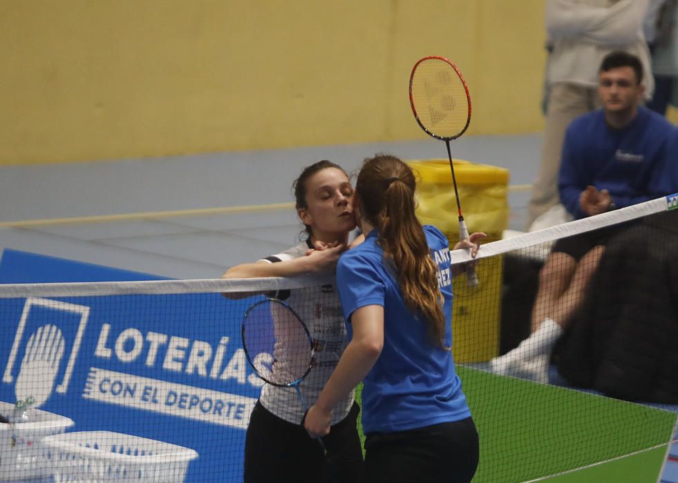 JM LOPEZ 2501/2020  Derbi de badminton entre SAN FERNANDO VALENCIA Y ALICANTE.