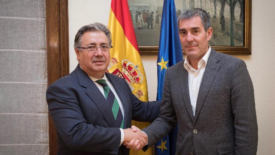 Canarias pide aumentar la vigilancia ante la posible llegada de más pateras