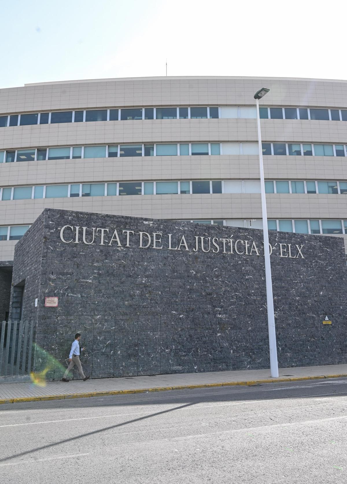 El asunto nació en la Ciudad de la Justicia de Elche