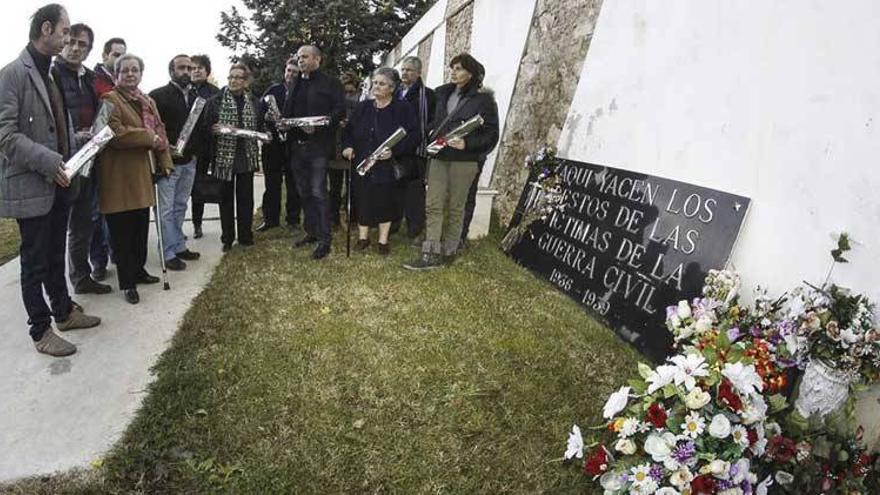 Arroyo recuerda a sus fusilados en Cáceres durante la Guerra Civil