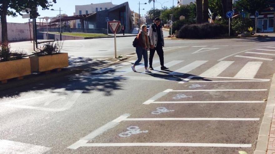 Xàbia da con la tecla para prevenir atropellos en los pasos de peatones