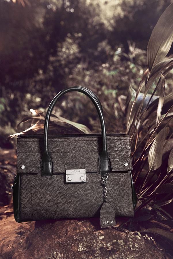 Bolso negro de Carpisa