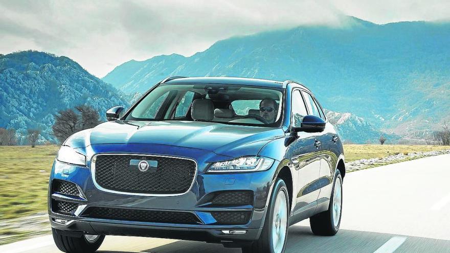 Los Jaguar XE, XF y F-Pace reciben la nueva entrega de motores Ingenium de gasolina con 300 CV