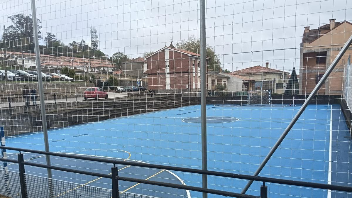 Un Hito para Lastres: La Pista Deportiva Renace Tras una Importante Inversión