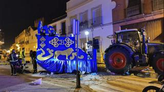 Una fallecida y cinco heridos tras ser arrollados por una carroza de la cabalgata de Marchena, en Sevilla