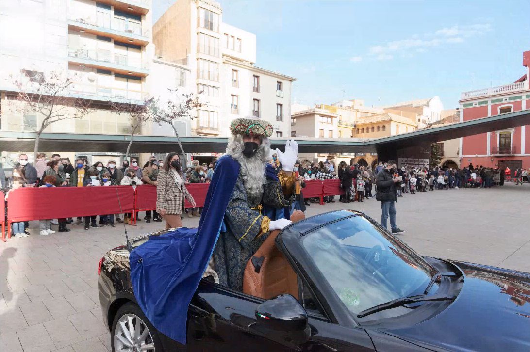 Así ha sido la llegada de los mensajeros de los Reyes Magos a Vila-real