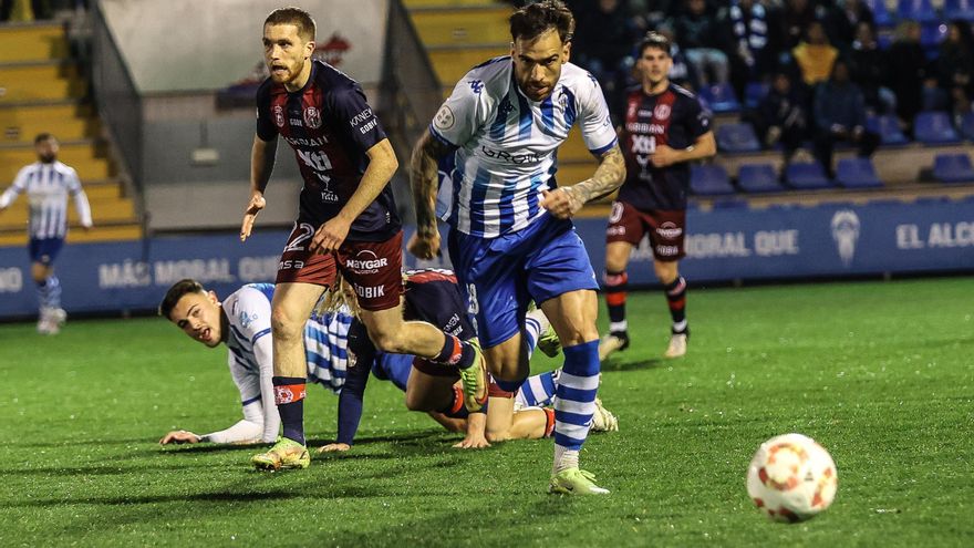 El Alcoyano sigue sin levantar cabeza