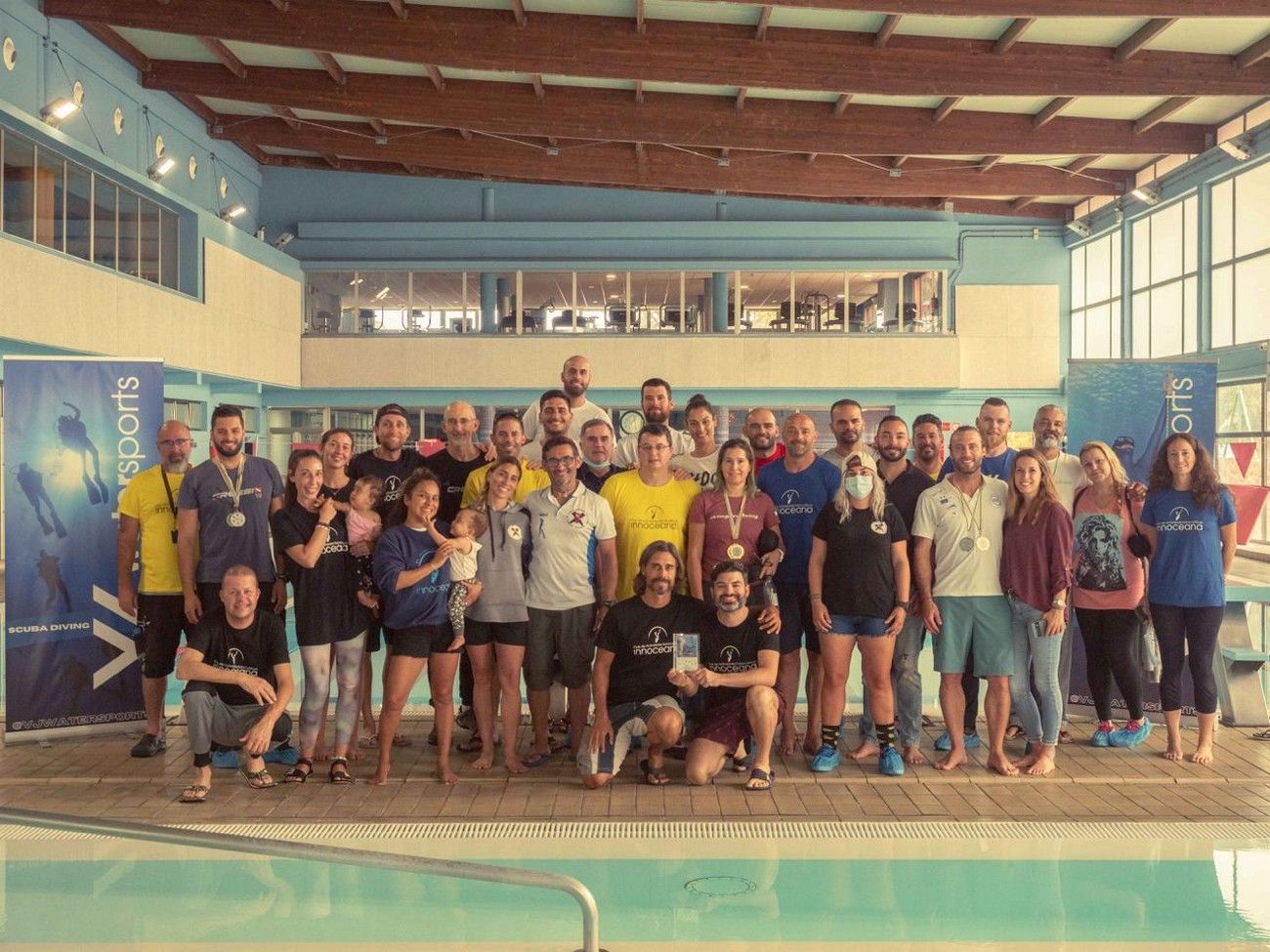 Alberto Saavedra y Eva Rainmundez, campeones de Canarias de apnea estática en piscina