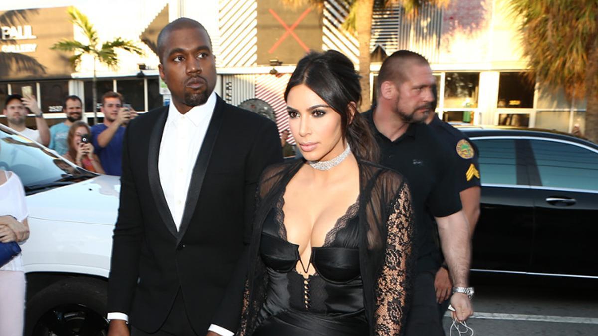 El look de Kim Kardashian y Kayne West en Miami