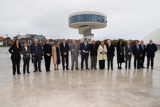 EN IMÁGENES: Una veintena de líderes iberoamericanos debate en Avilés sobre ética y democracia