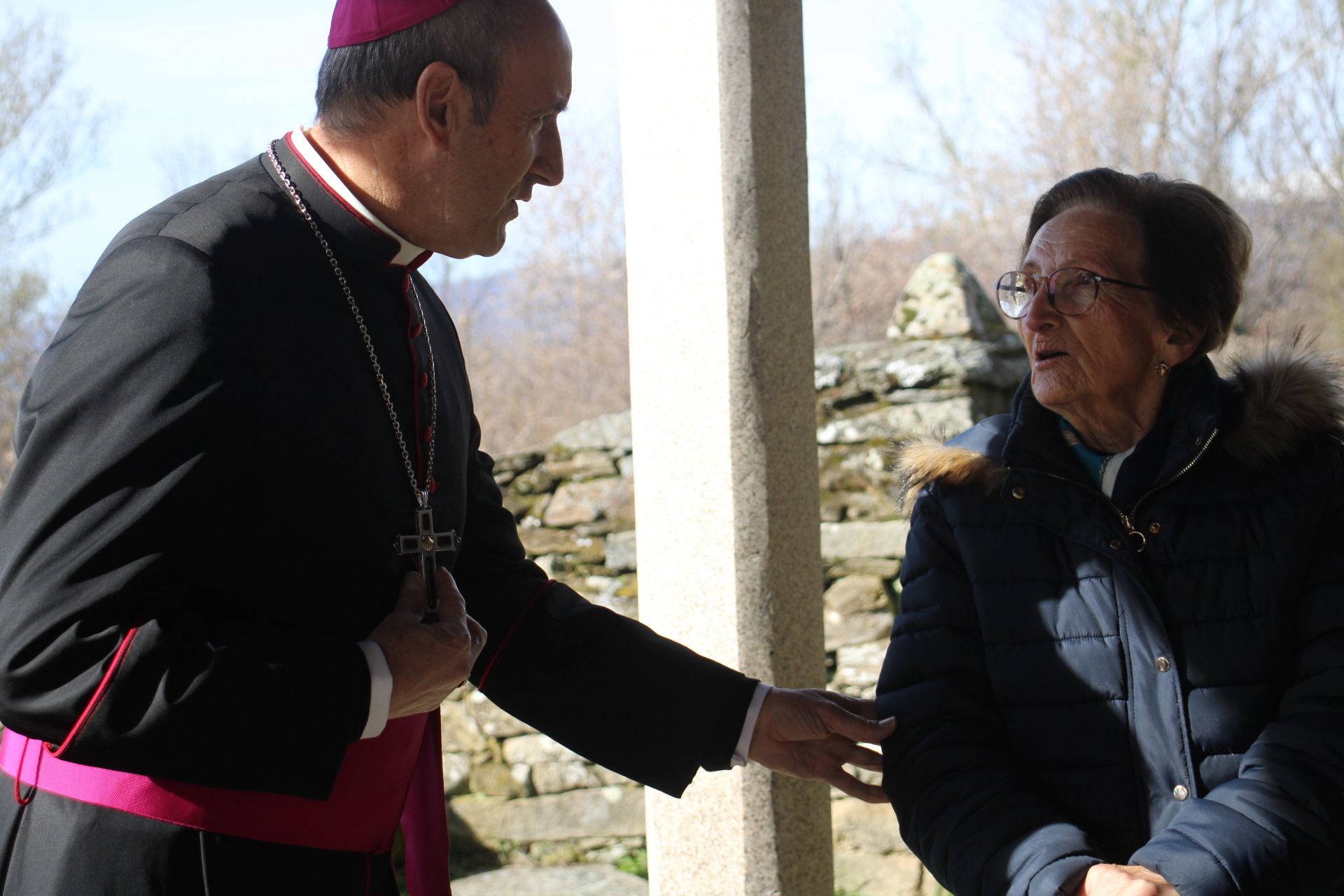 Visita del obispo de Astorga a Sotillo, Coso, Cerdillo, Murias, Limianos, San Ciprián y la residencia de El Puente de Sanabria