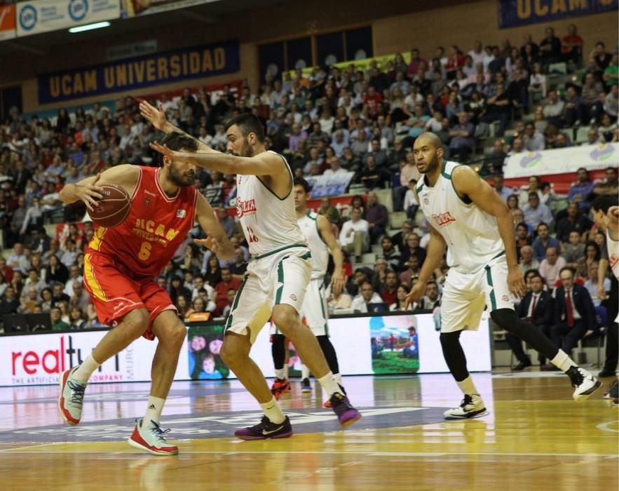 Baloncesto: El UCAM Murcia - Sevilla, en fotos