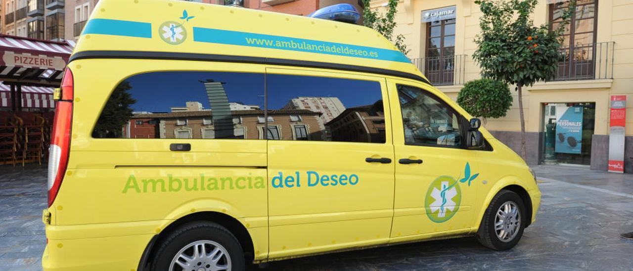 La Ambulancia del Deseo, en la presentación oficial en Murcia.