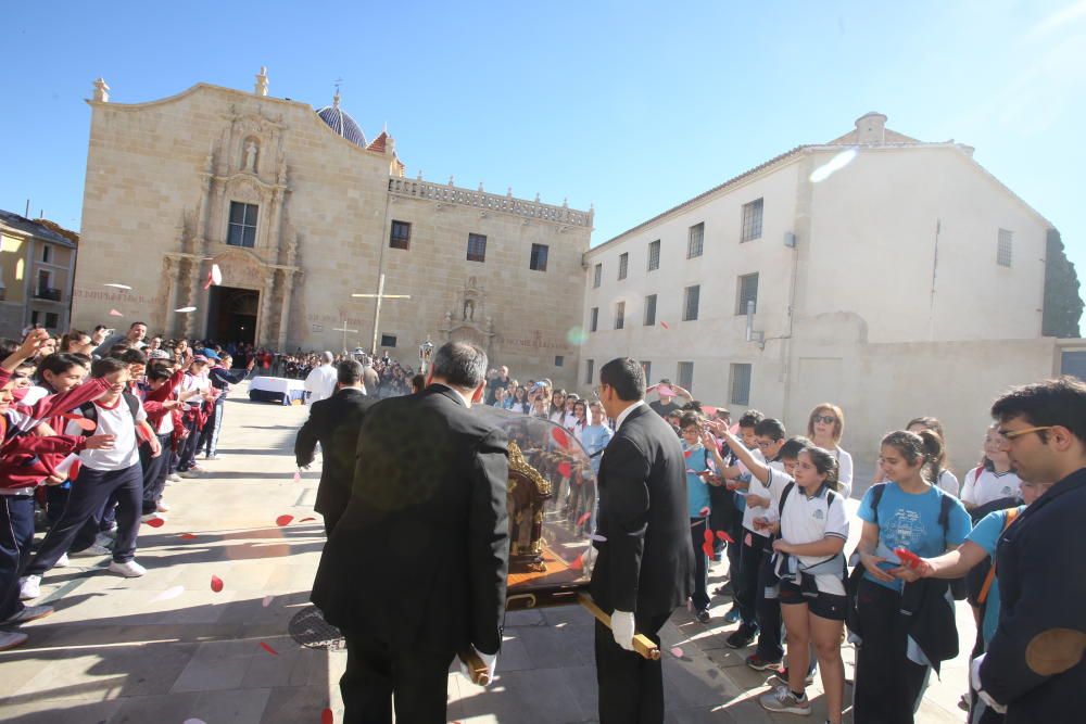 Las reliquias de Santa Teresa del Niño Jesús ya están en el monasterio de Santa Faz.