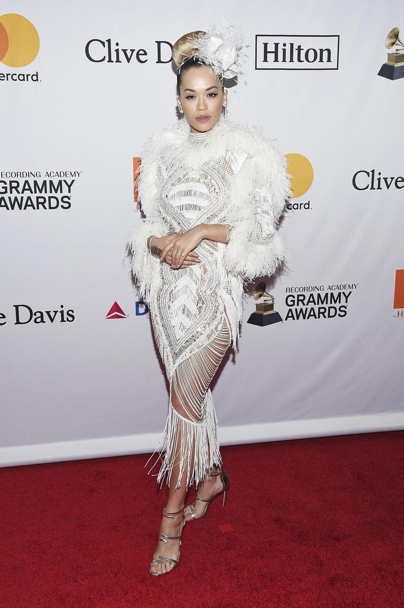 Rita Ora en la fiesta pre Grammy