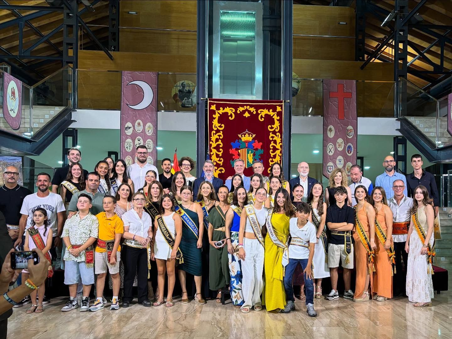 Así ha sido la recepción del Ayuntamiento de Orihuela a los cargos festeros