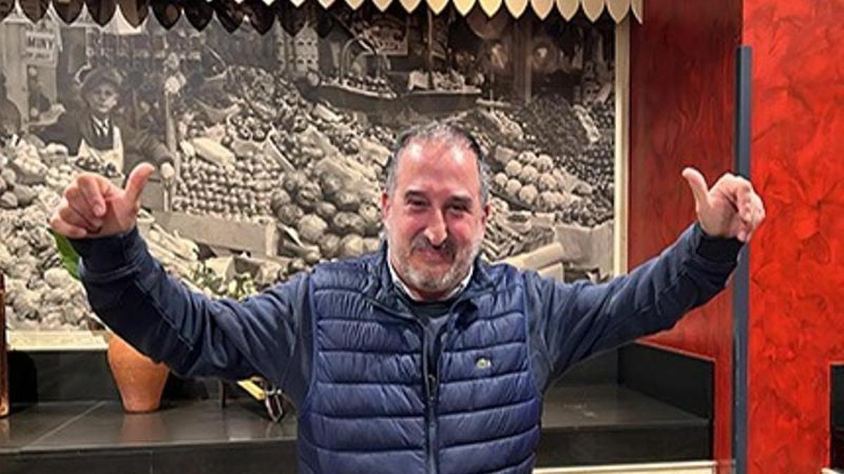 José Antonio Durnes celebra haber repartido 21 millones en Zuera.