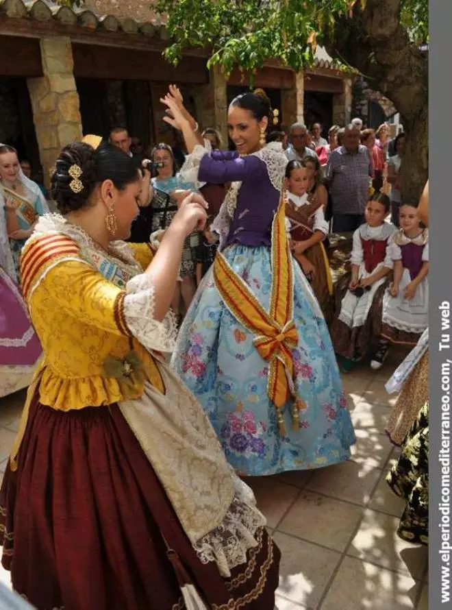 VALL D´ALBA FESTEJA A SAN JOAN BAPTISTA