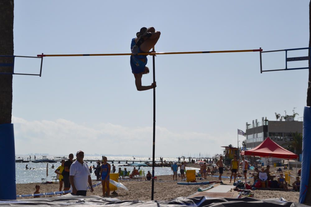 Prueba de salto con pértiga en Mar Menor Games