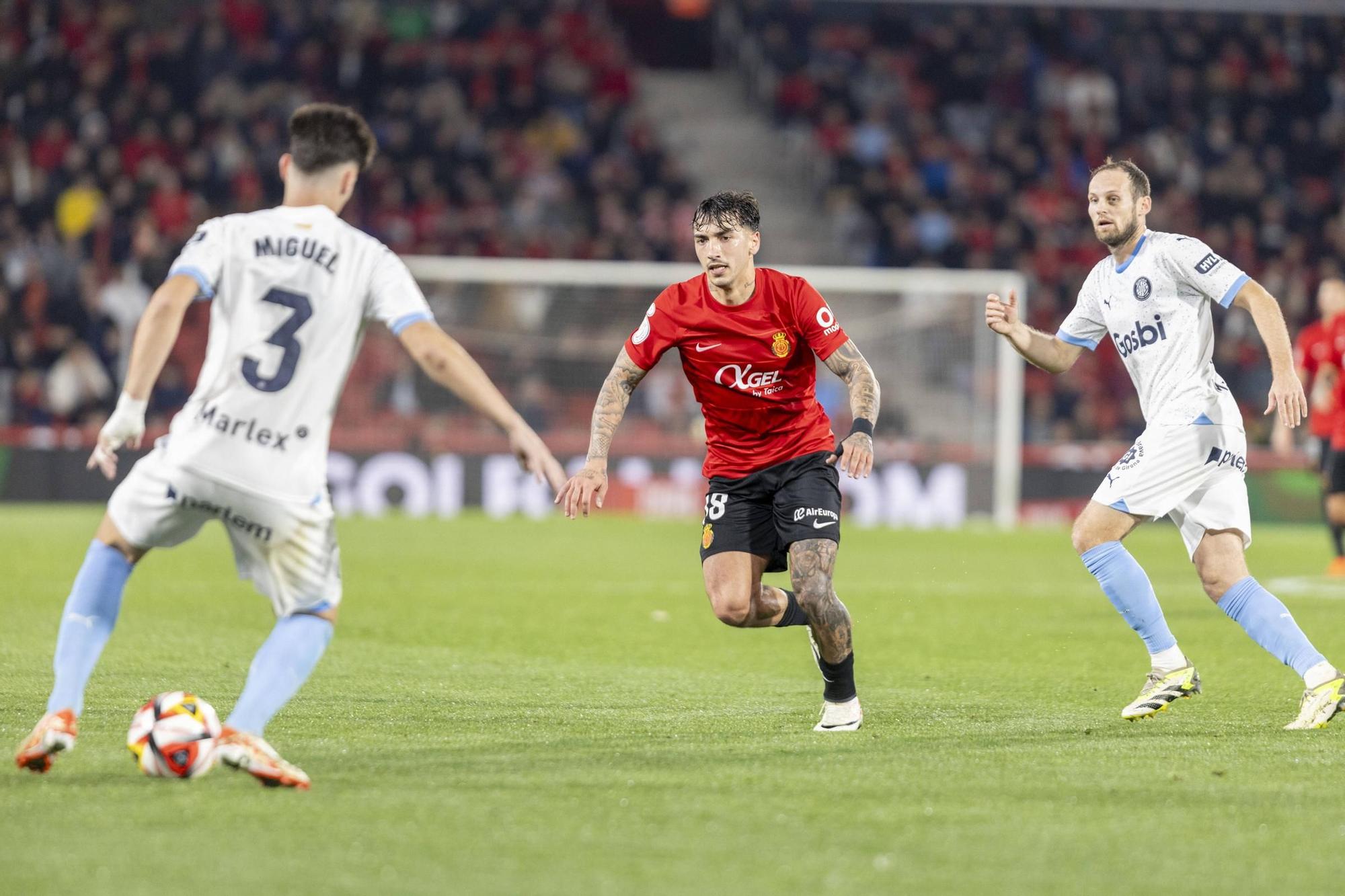 RCD Mallorca-Girona: Las mejores fotos de la victoria (3-1) del Mallorca en la eliminatoria de Copa del Rey