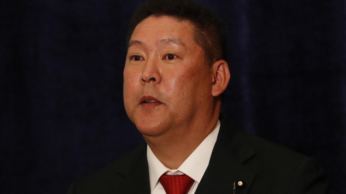 Detenido el líder del partido conservador japonés NHK por presunta difamación de un legislador que se suicidó Detenido el líder del partido conservador japonés NHK por presunta difamación de un legislador que se suicidó