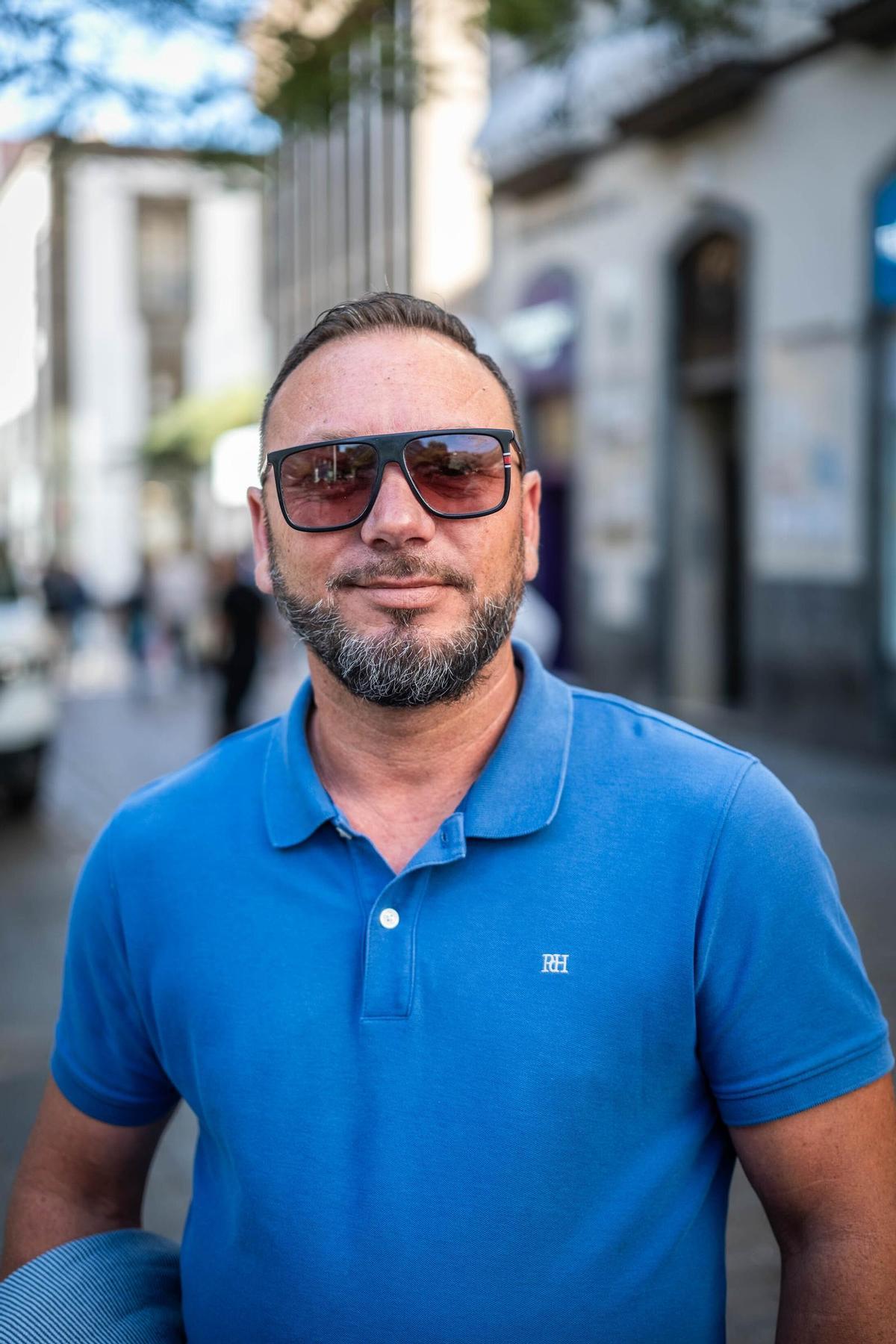 José David Mejías tiene una empresa de construcción especializada en pintura