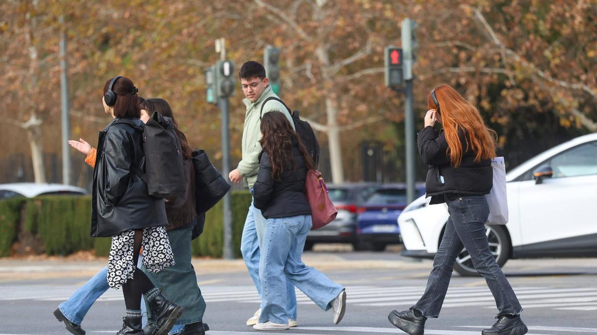 Estudiantes en Tarongers.
