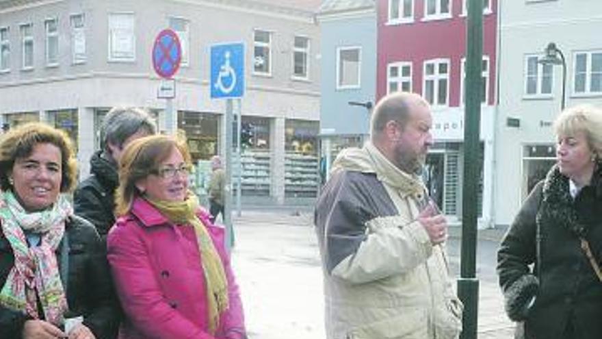 García y Hernández, a la izquierda, con sus colegas en Dinamarca.