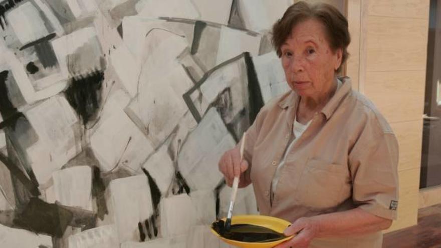 Fallece la pintora ilicitana Pola Lledó, considerada la primera artista de Elche