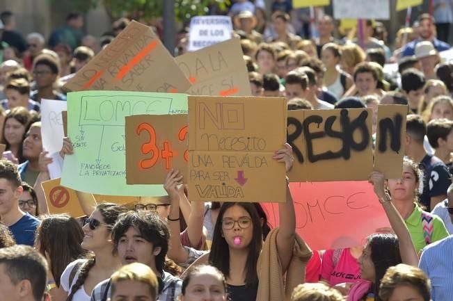 Manifestación de estudiantes contra la LOMCE