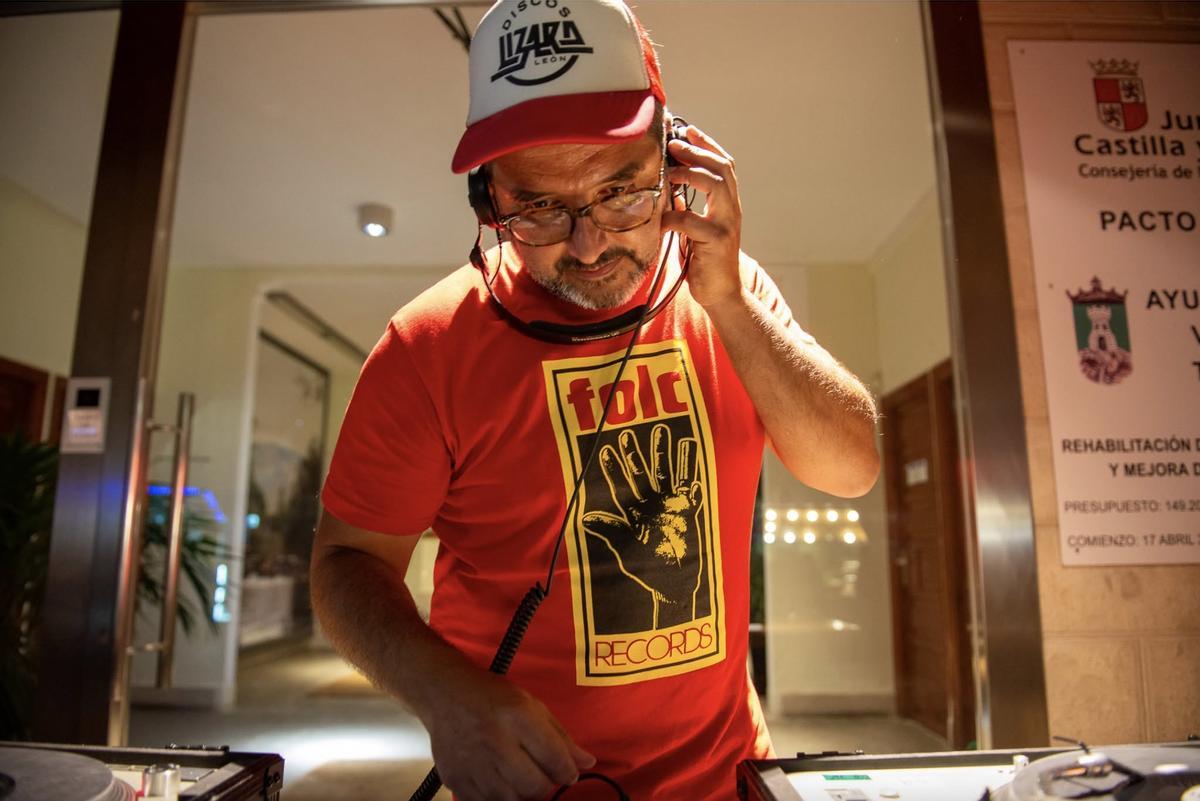 Emilio Cinnamon DJ será uno de los que pongan la nota musical al MIAU Fanzara 2026.