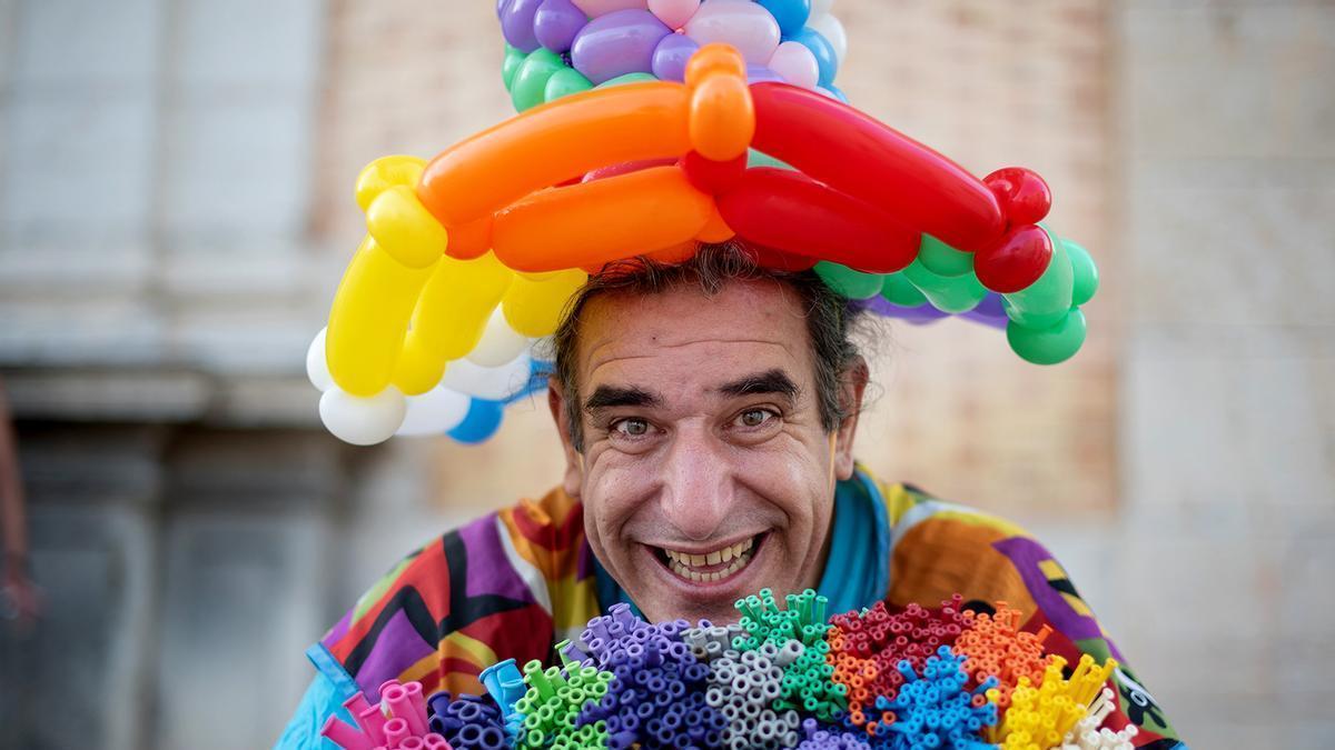 Antonio Bécares, el globoescultor de Altea  con dos premios Guinness World Records en su haber