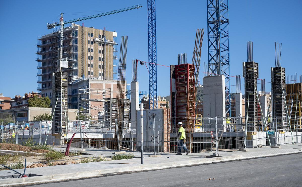Construcción de viviendas de obra nueva en el ARE Montesa de Esplugues de Llobregat