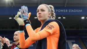 Ellie Roebuck con el Manchester City