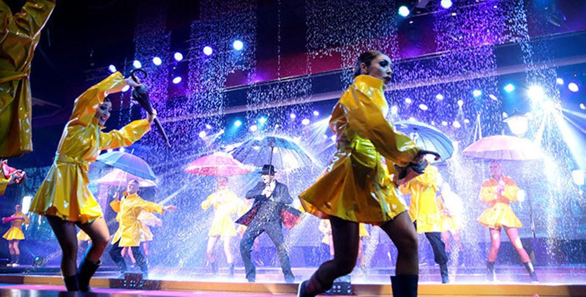 Súbete al crucero de Benidorm Palace y disfruta del espectáculo AQUA